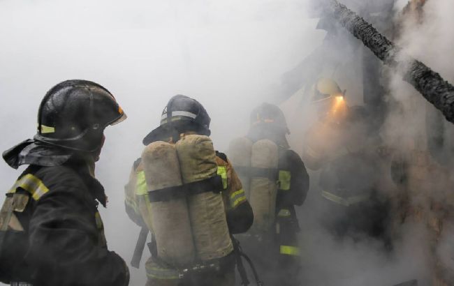 У російському Брянську потужна пожежа: горить військовий госпіталь