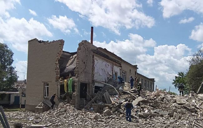 РФ обстріляла школу у Донецькій області: загинуло двоє людей, ще шістьох було поранено