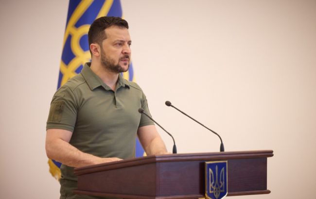 Зеленский встретился с командующим ВМС Неижпапой в Одессе: о чем говорили