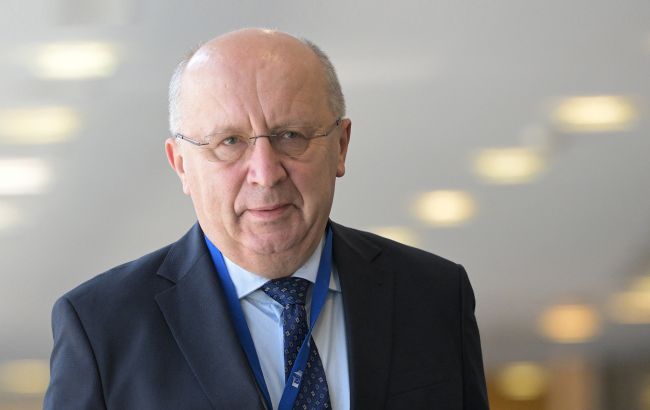 Посунути цілі НАТО на 14 років. ЄС хоче до 2030-го збільшити запаси зброї