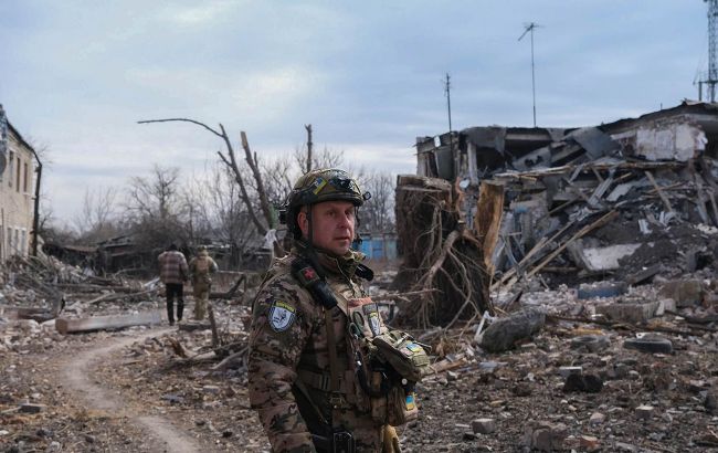 Россияне сбросили полуторатонную бомбу на Красногоровку. Полиция показала видео последствий