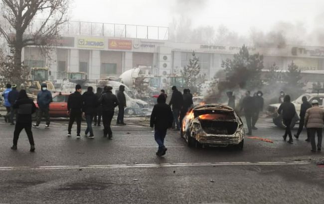 В Казахстане ввели госрегулирование цен на газ и ключевые товары