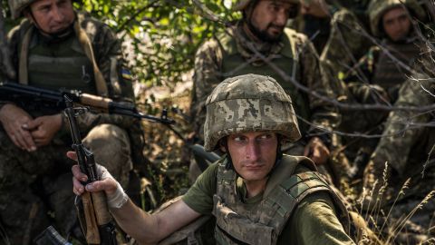 Россияне полезли в Купянск через трубу, но их уничтожают и берут в плен, - ВСУ