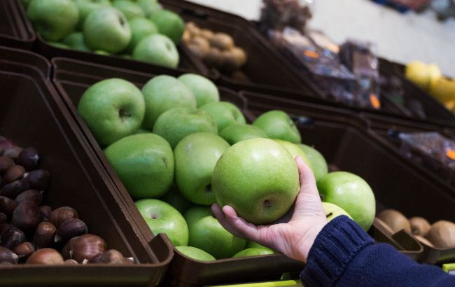 У російських магазинах продають яблука з Північної Кореї, - FT