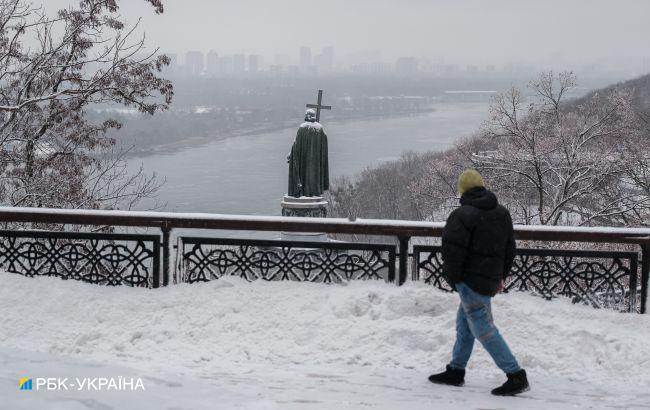 Небольшой мороз, местами снег: какой будет погода в Украине сегодня