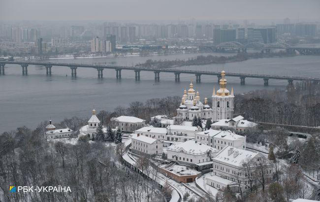 Дощ, сніг і вітер: в яких областях України сьогодні чекати негоди
