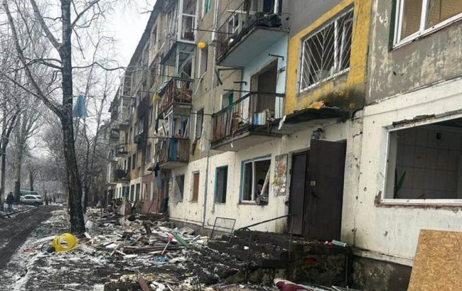 РФ ударила по Мирнограду в Донецкой области: много повреждений, трое пострадавших