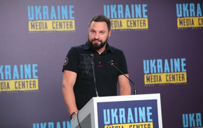 "Схеми" з авто і 4 котеджі? Хто претендує на посаду очільника Митної служби