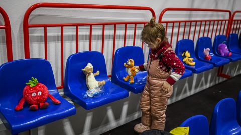 ЄС у новому пакету ввів санкції проти причетних до депортації українських дітей