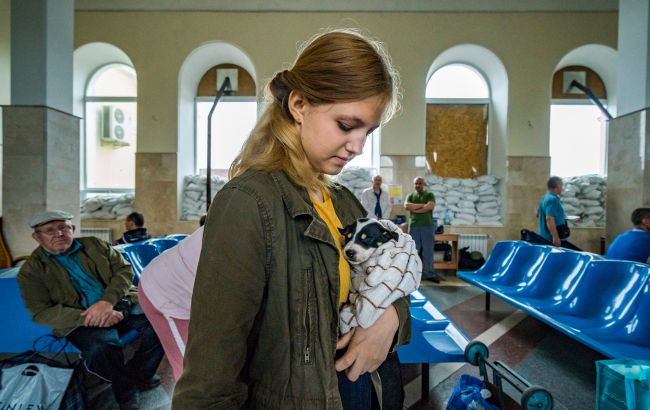 Яку допомогу можуть отримати ВПО у 2025 році: гайд для переселенців