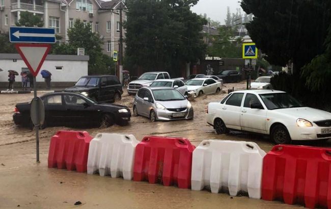 У Криму випала рекордна кількість опадів: три місячні норми за день (фото)