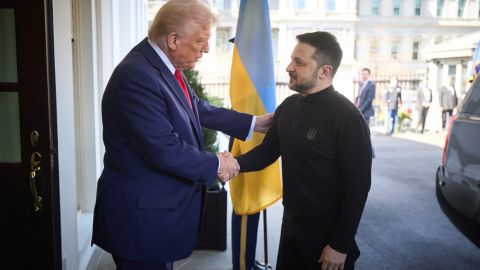 ЗМІ з'ясували час телефонної розмови Зеленського і Трампа