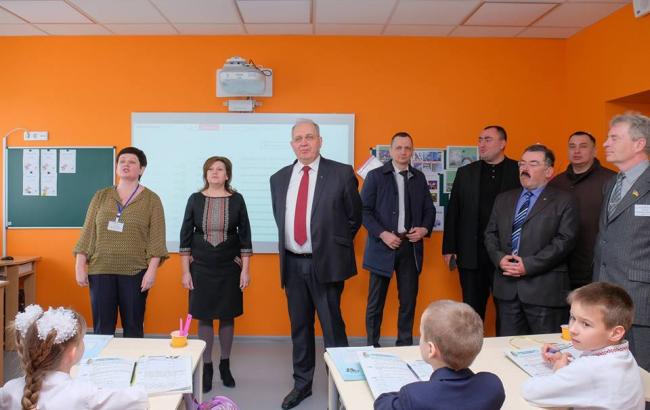 Голик показав зразкову школу в Дніпропетровській області