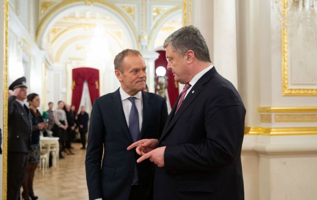 Туск заявив про високу репутацію Порошенка у всіх столицях Європи