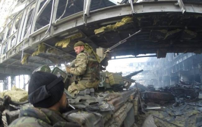Донецький аеропорт знаходиться під вогневим контролем ЗСУ, - Міноборони