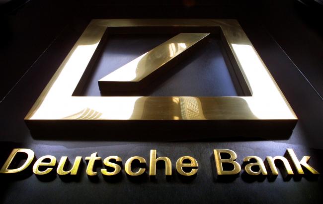 Акции Deutsche Bank достигли минимума за 33 года