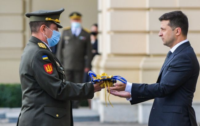 Президент присвоил почетные наименования пяти военным подразделениям