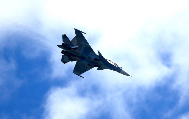 Над Одессой сбили два российских самолета: пилотов взяли в плен
