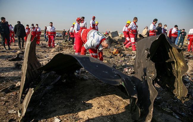 Иран готов передать Украине черные ящики сбитого самолета МАУ