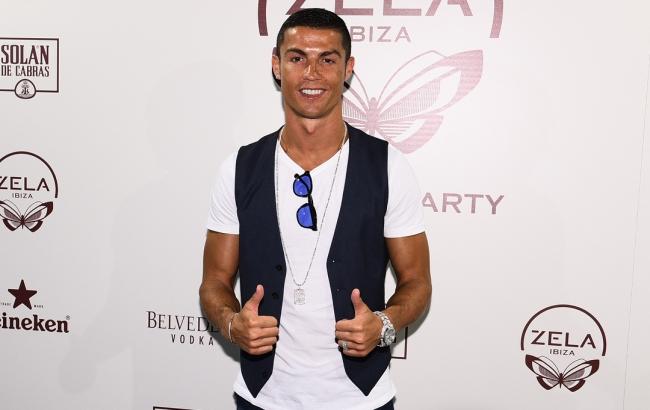 Роналду впервые станет отцом ребенка не от суррогатной матери