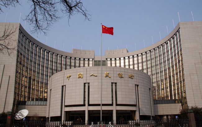 Китай отключил иностранные банки от торговли юанем