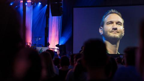 Легендарний Нік Вуйчич зізнався у коханні Україні