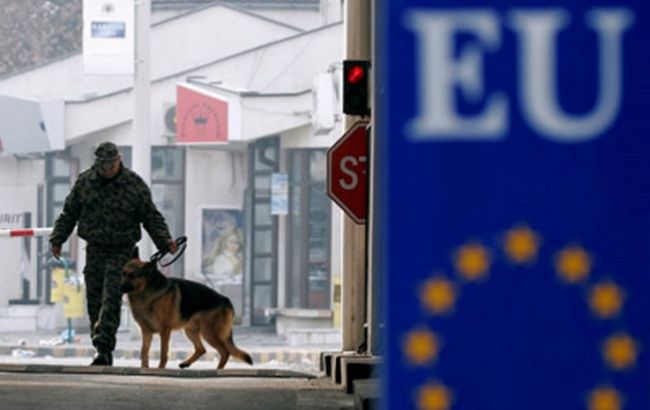 Совет ЕС принял решение об обязательных проверках на внешних границах