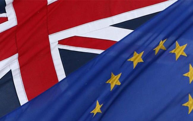 Опрос: 41% британцев намерены проголосовать за Brexit