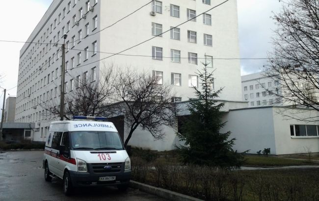 В Харькове мужчина выпрыгнул из окна больницы