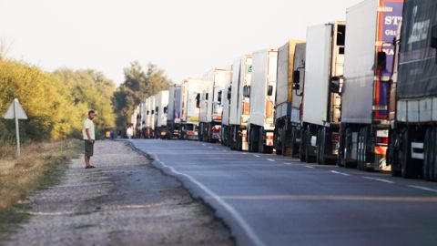 В пункте пропуска на границе со Словакией ограничат движение транспорта