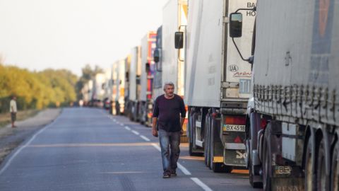 В Украине вводят сезонные ограничения для грузовиков