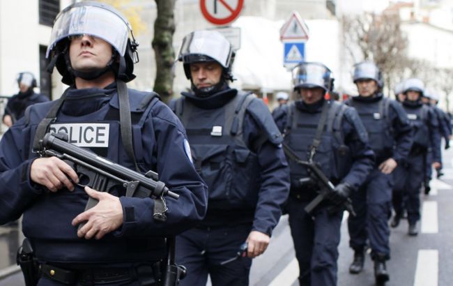 Во Франции задержали 4 подозреваемых в подготовке атак в Париже