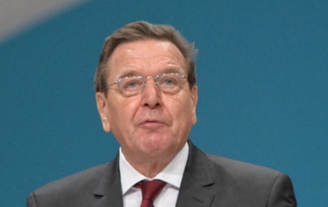 В Германии призвали социал-демократов исключить Шредера из партии