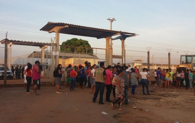 В бразильской тюрьме в ходе беспорядков погибли 25 заключенных