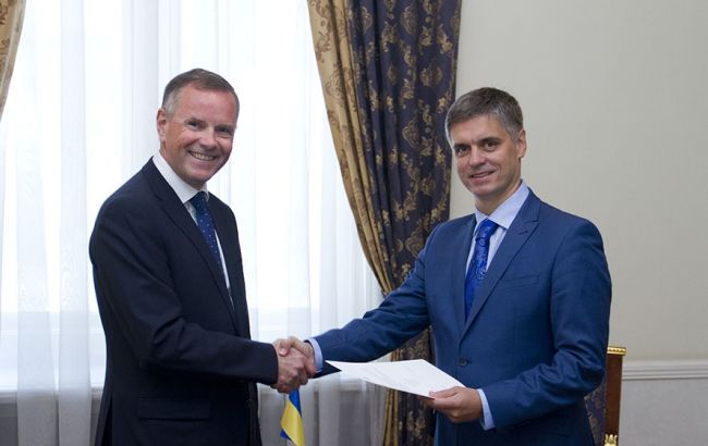 В Україні розпочали роботу нові посли Білорусі та Норвегії