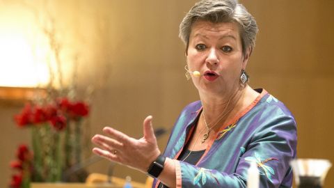 Єврокомісія закликала Угорщину скасувати закриття кордонів