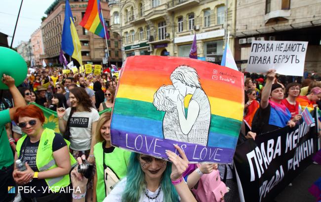Марш рівності 2018: на КиївПрайд принесли Путіна (відео)