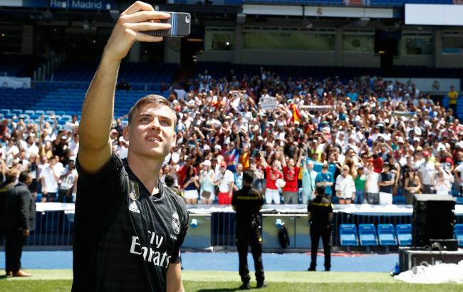 "Райо Вальекано" может арендовать Лунина у "Реала"