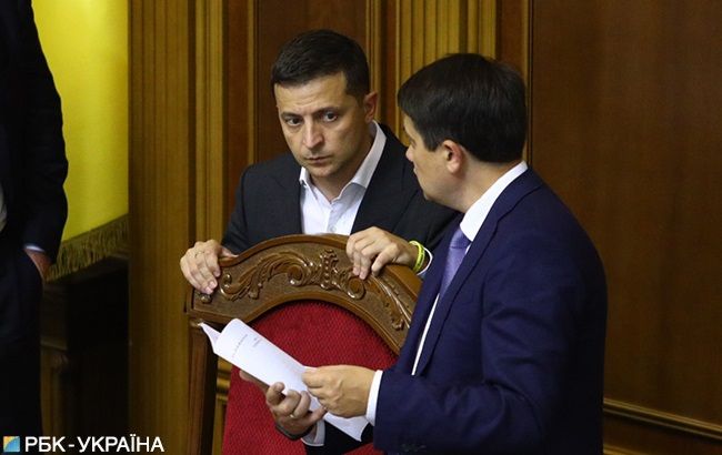 Зеленський пішов з Ради після голосування закону про зняття недоторканності