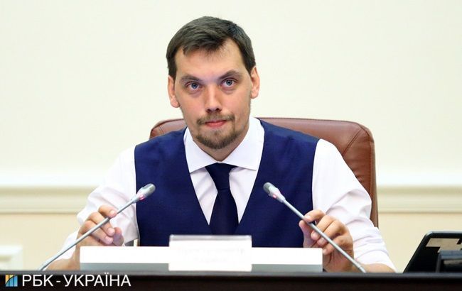 Скорочення чиновників на Донбасі не погіршить адмінпослуги переселенцям, - Гончарук