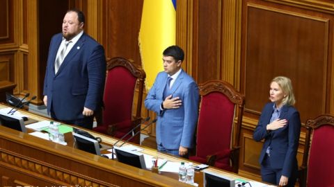 Рада продолжила работу до исчерпания повестки дня