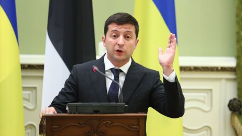 Зеленський назвав умови виборів на окупованому Донбасі