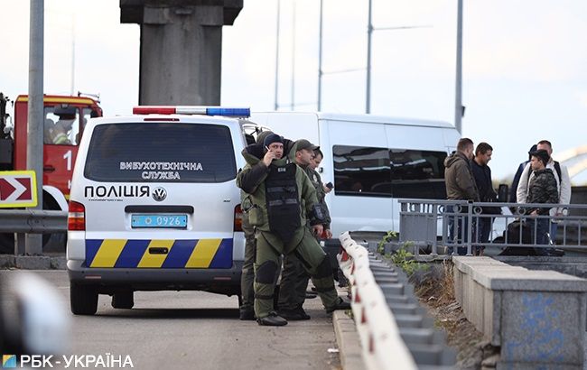 У Києві перекрили міст Метро через загрозу вибуху: подробиці