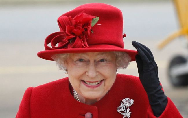 Що приховує королева: цікаві факти з життя Єлизавети II