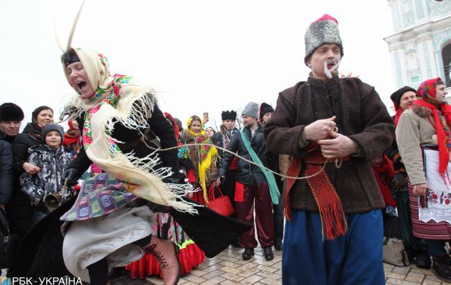 Перекриття руху та закриття метро: як буде працювати транспорт в Києві на Різдво