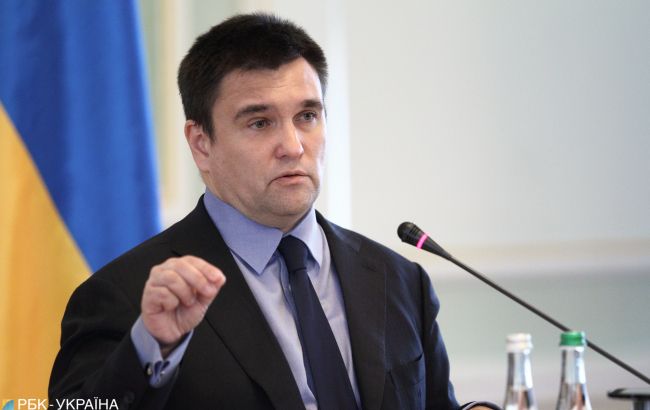 Украина изучает новые инструменты для освобождения моряков, - Климкин