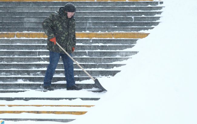 В большинстве областей Украины завтра ожидается снег