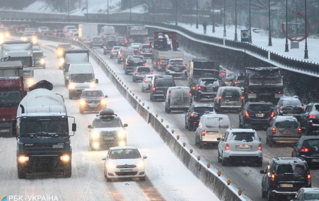 Зростання цін на бензин призупинилося, автогаз дешевшає