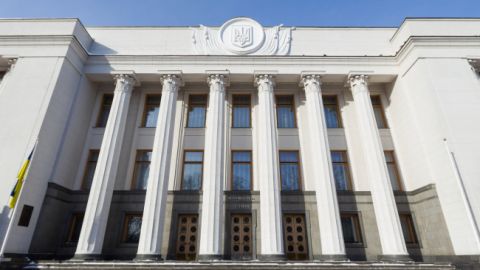 Комитет ВР не смог рассмотреть законопроекты о переносе нового рынка электроэнергии