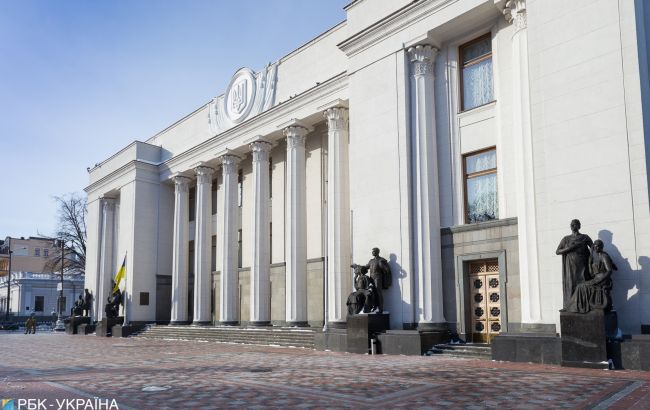 Комітет Ради розгляне закон про підстави відсутності нардепа на засіданні ВР